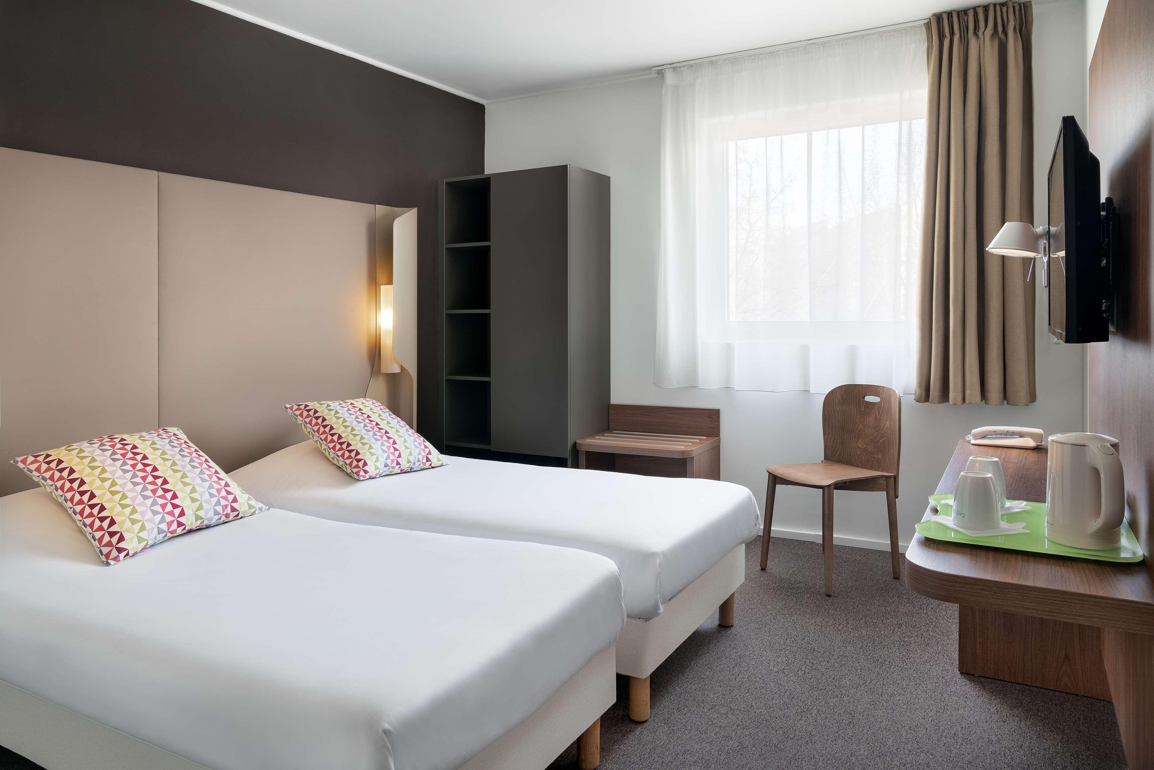Campanile Katowice Hotel Exterior photo